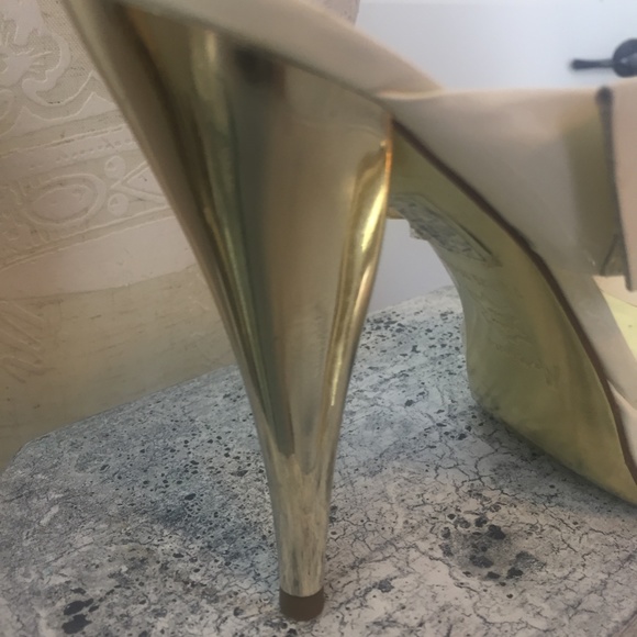Hot Summer Nights... Marciano Stiletto Slip On (Soft Gold/Beige) - Picture 7 of 7